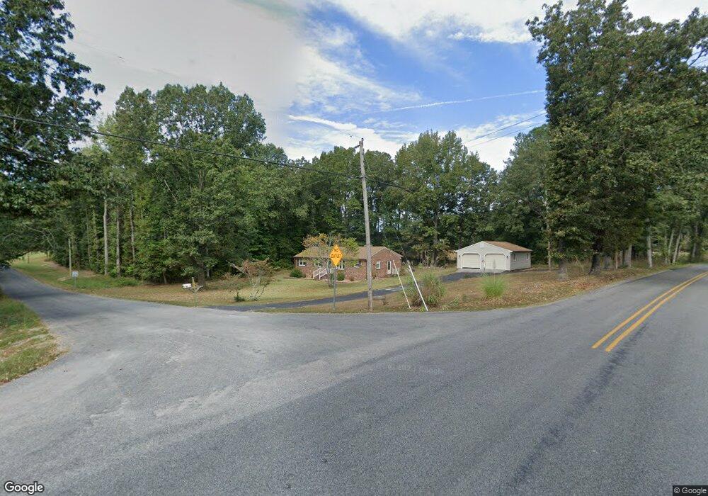 508 Rustic Dr, Carson, VA 23830 - photo 1