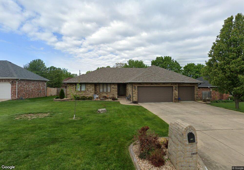 509 N Hawthorn Dr, Nixa, MO 65714 - photo 1