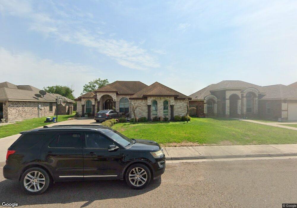 527 Robert Ln, Alamo, TX 78516 - photo 1