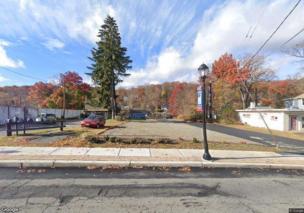 438 River Styx Rd, Hopatcong, NJ 07843 - photo 1