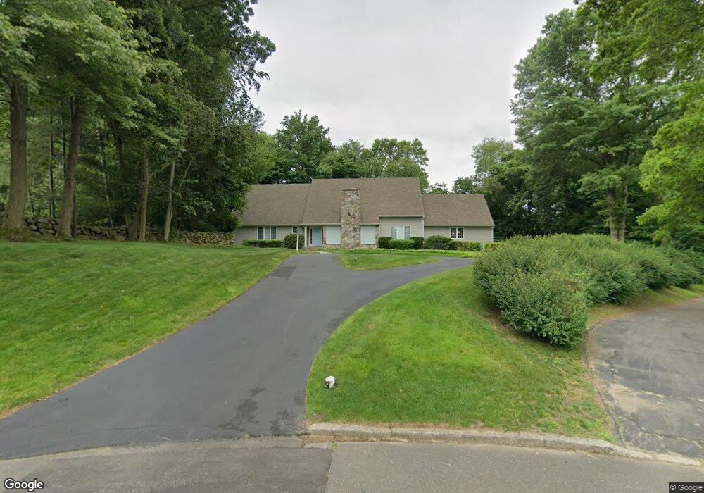 5 Queens Gate, Norwalk, CT 06851 - photo 1