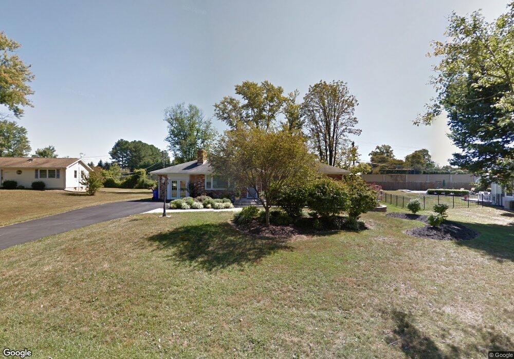 6409 Chell Rd, Columbia, MD 21044 - photo 1