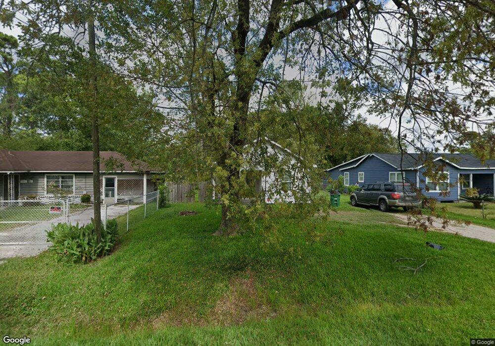 7005 Finch St, Houston, TX 77028 - photo 1