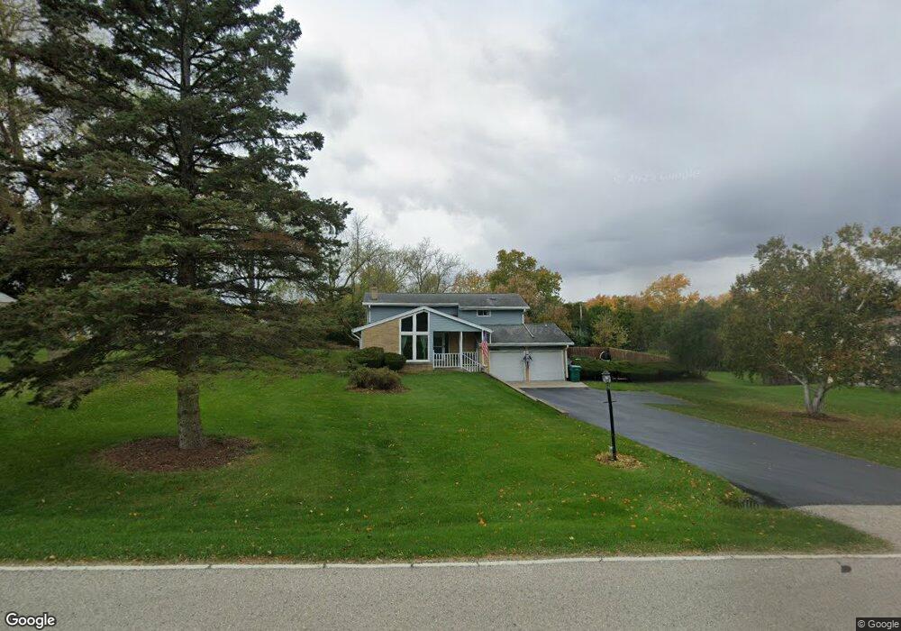 W136N6813 Claas Rd, Menomonee Falls, WI 53051 - photo 1