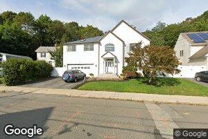 85 Maple St, Melrose, MA 02176