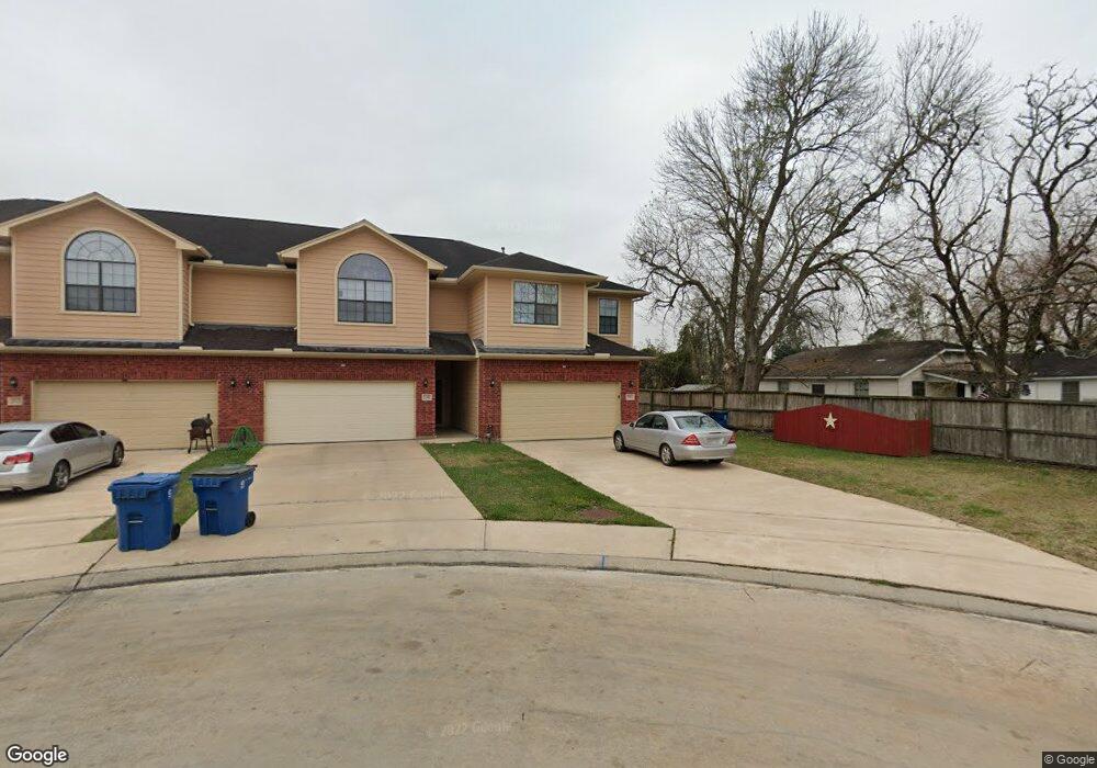 2004 Broadview Cir, Rosenberg, TX 77471 - photo 1