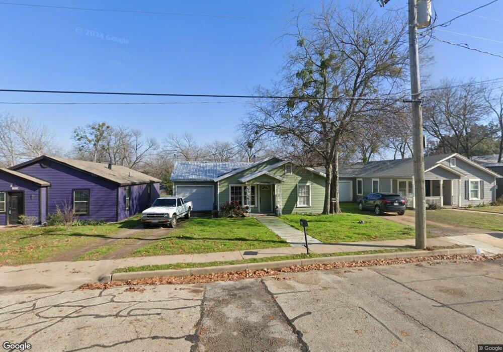 709 Jackson St, Weatherford, TX 76086 - photo 1