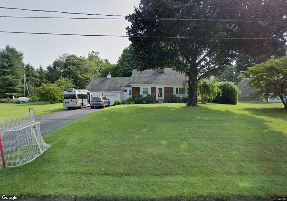 9 Meadow Rd, Newtown, CT 06470 - photo 1