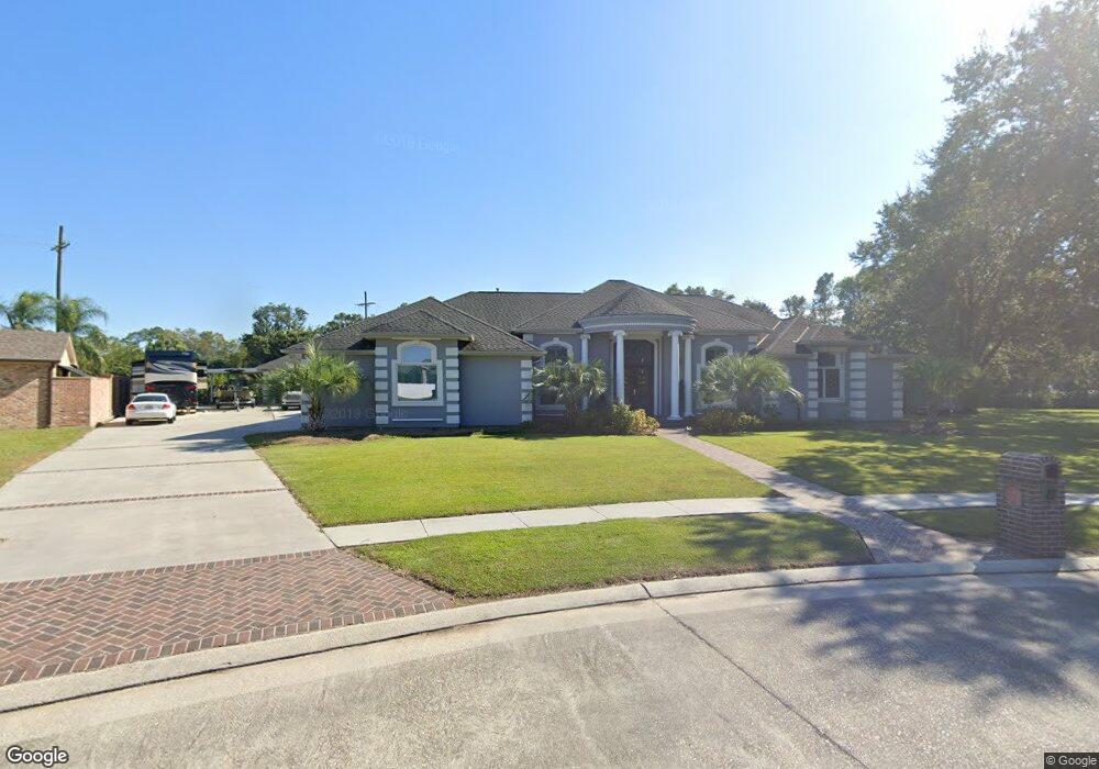 608 Apache Rd, Houma, LA 70360 - photo 1