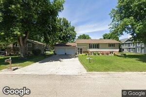 709 E Dodge St, Luverne, MN 56156