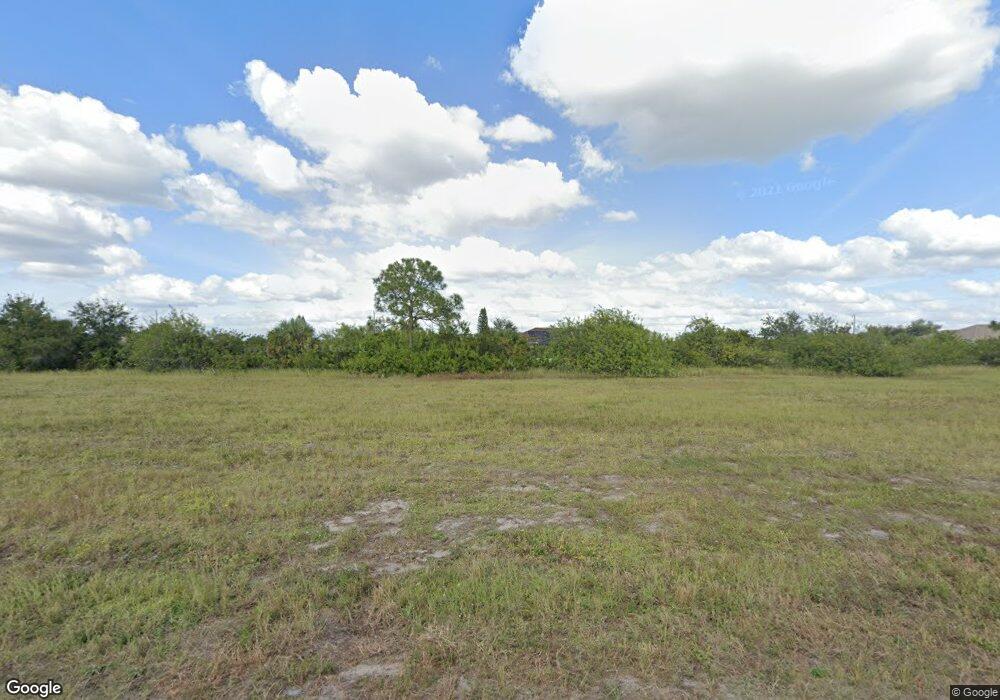 415 NE 25th St, Cape Coral, FL 33909 - photo 1