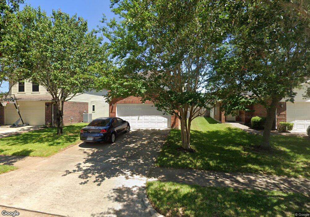 8811 Durham Manor Ln, Houston, TX 77075 - photo 1