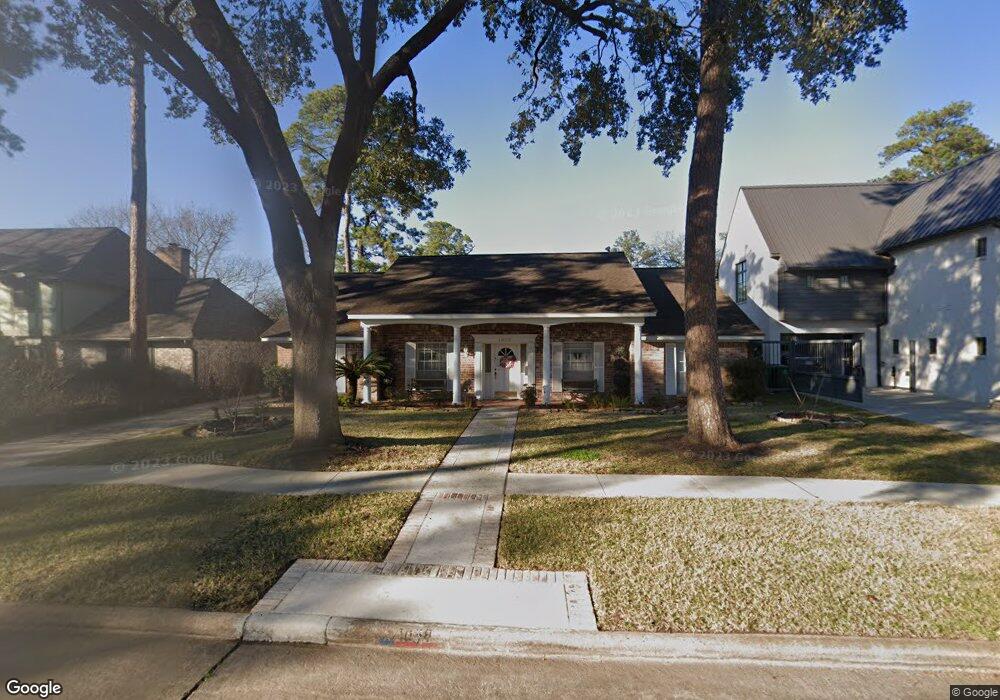 1058 Richelieu Ln, Houston, TX 77018 - photo 1