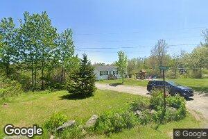 3 Thorndike St, Tenants Harbor, ME 04860
