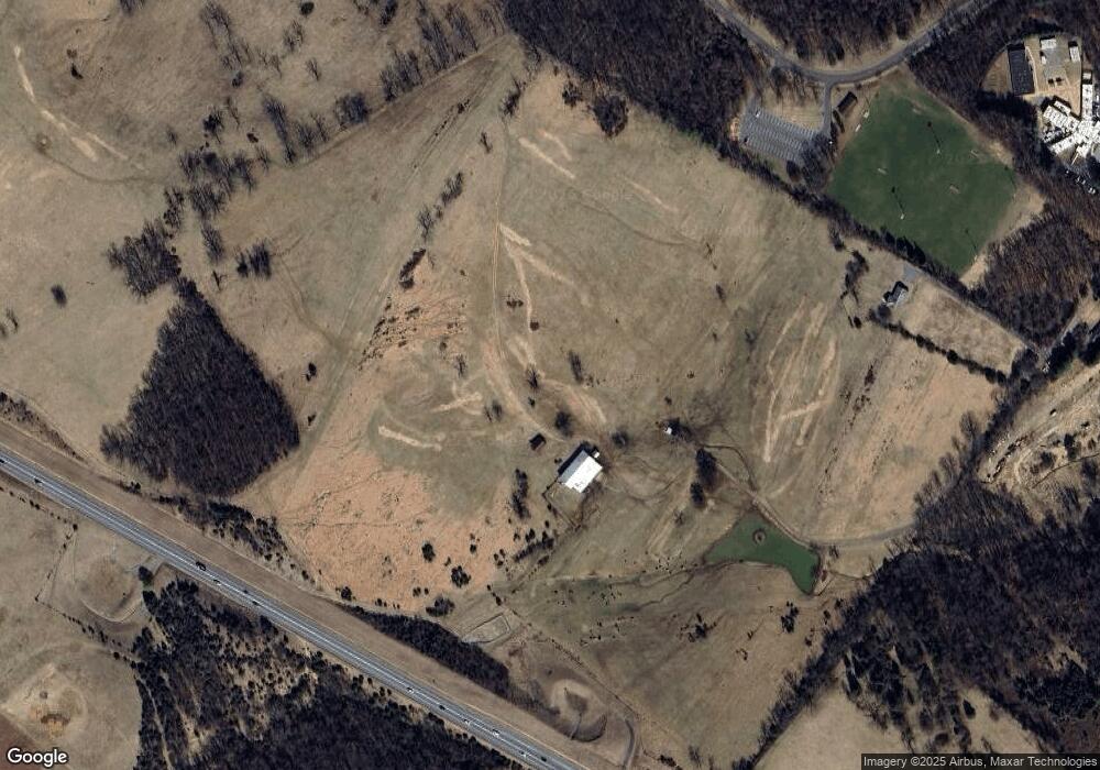 1220 Montgomery Ave, Staunton, VA 24401 - photo 1