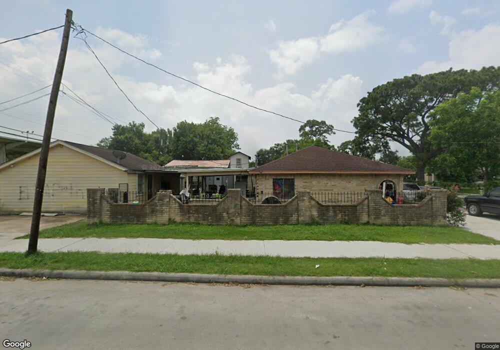 10918 Bentley St, Houston, TX 77093 - photo 1