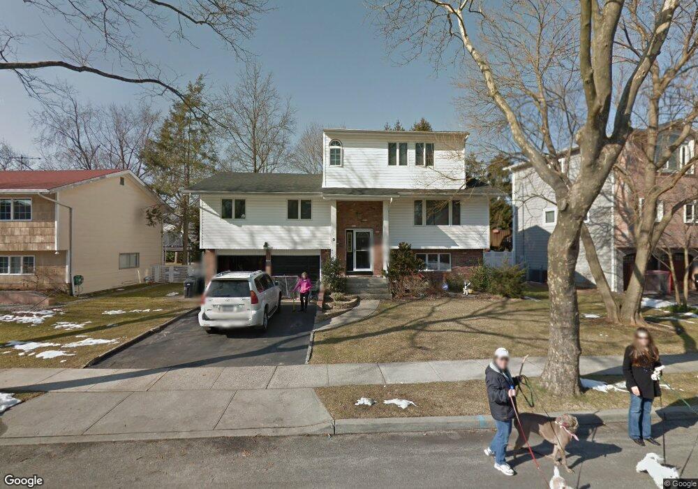 9 Fishermans Dr, Port Washington, NY 11050 - photo 1