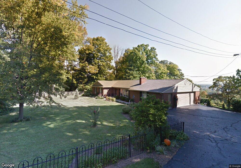 1216 Adams St, New Albany, IN 47150 - photo 1