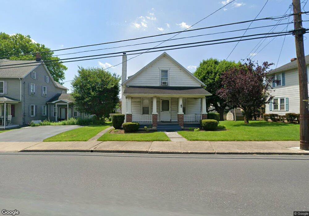 426 E Walnut St, Nazareth, PA 18064 - photo 1