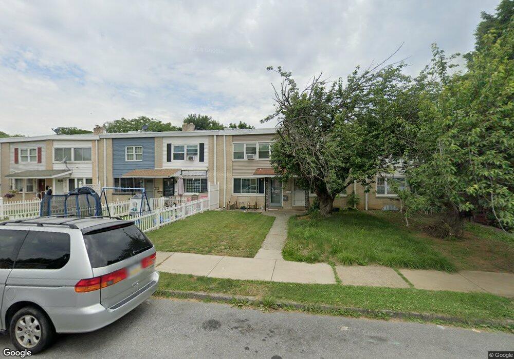 719 Mohawk St, Allentown, PA 18103 - photo 1