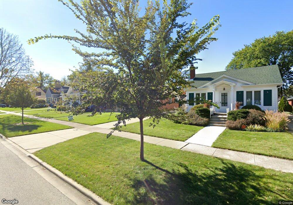 1114 Jeannette St, Des Plaines, IL 60016 - photo 1