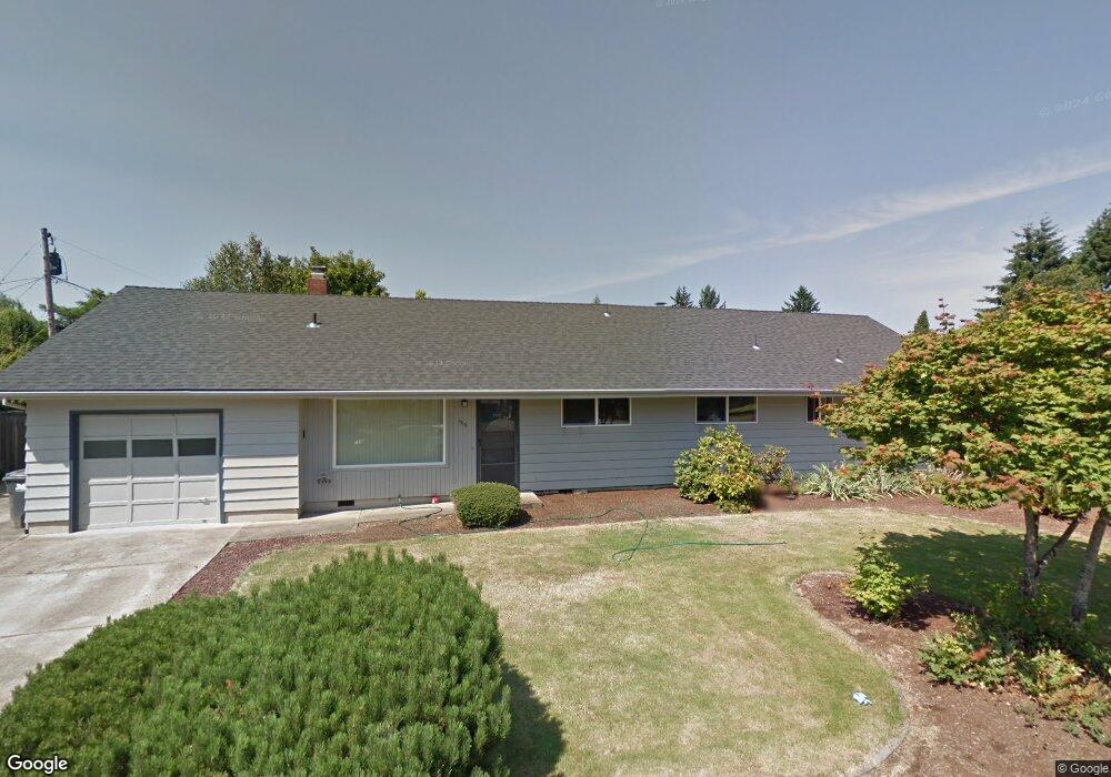 1315 Roundup Dr, Eugene, OR 97401 - photo 1