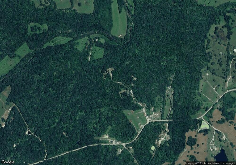 150 Kings Crown Dr, Frankfort, KY 40601 - photo 1