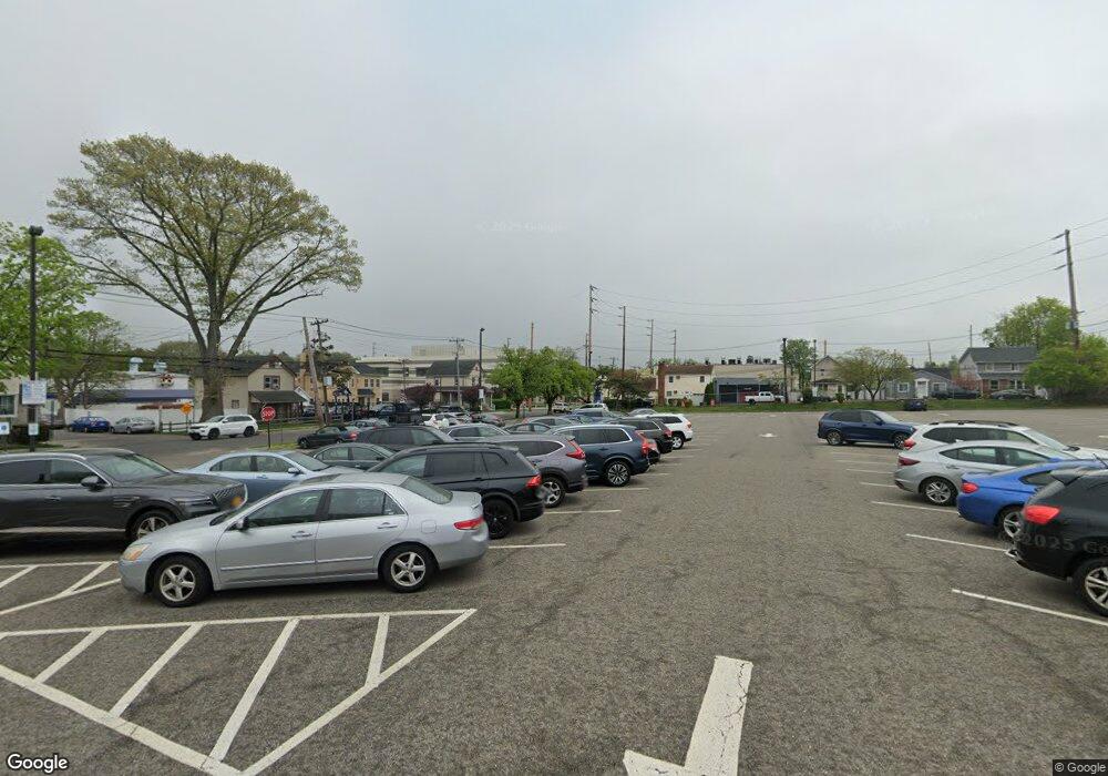 50 S Bayles Ave, Port Washington, NY 11050 - photo 1