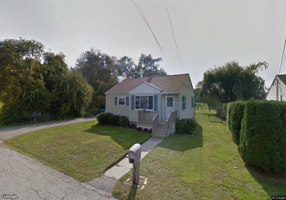 173 Reservoir Rd, Middletown, RI 02842 - photo 1