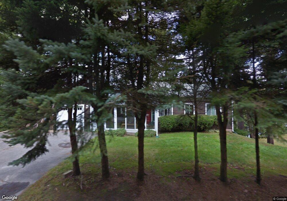 4 Pocahontas Rd, Kittery Point, ME 03905 - photo 1