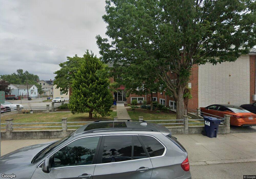 10 Young St, Pawtucket, RI 02860 - photo 1