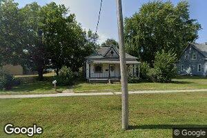 421 N Cedar St, Red Cloud, NE 68970