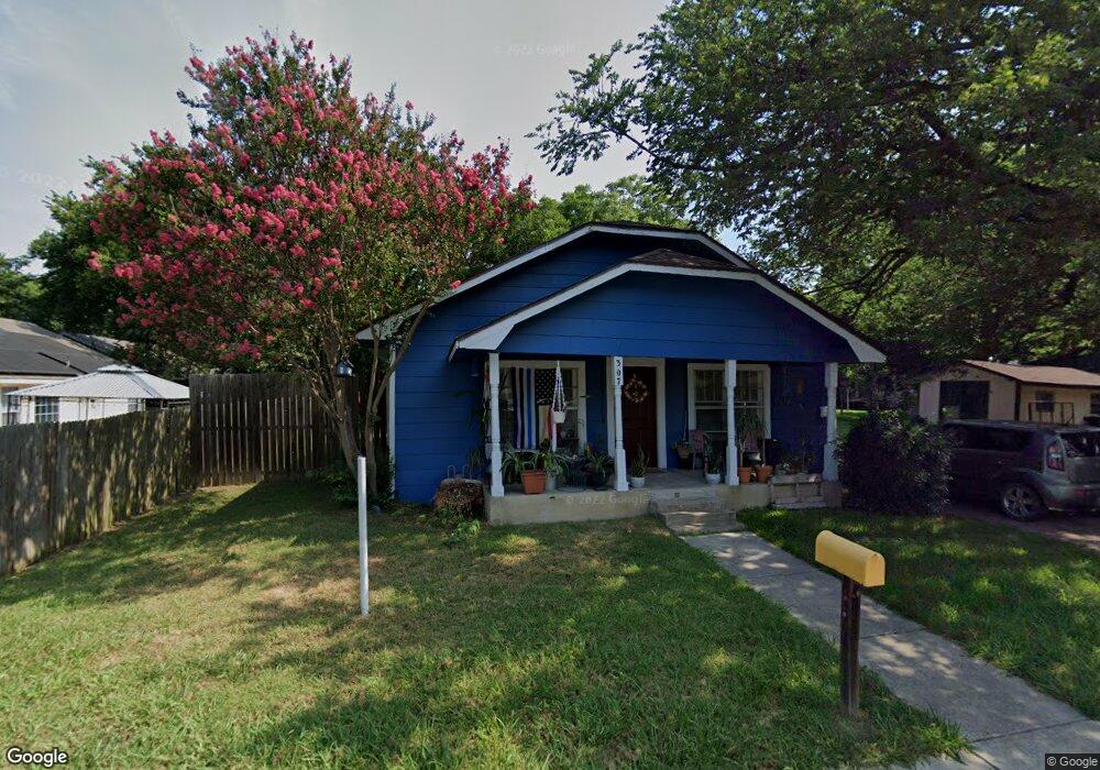 307 E 11th St, Bonham, TX 75418 - photo 1