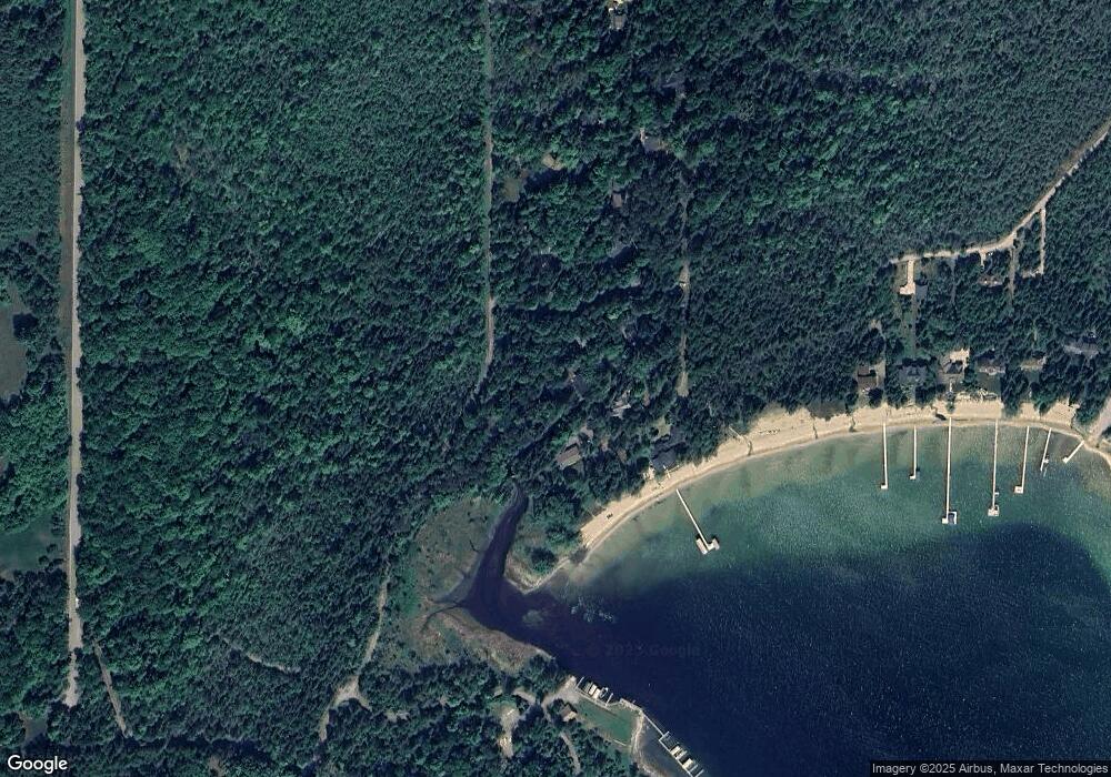 5340 Hemingway Dr unit PVT, Charlevoix, MI 49720 - photo 1