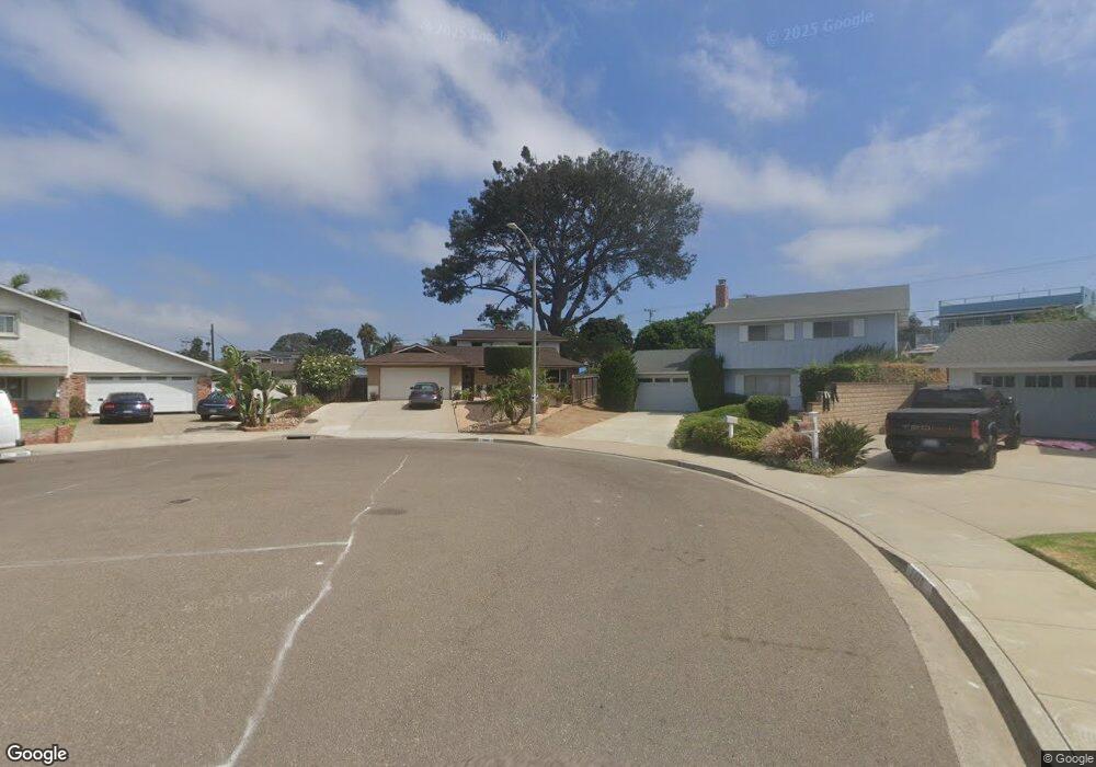 3820 Polly Ln, Carlsbad, CA 92008 - photo 1