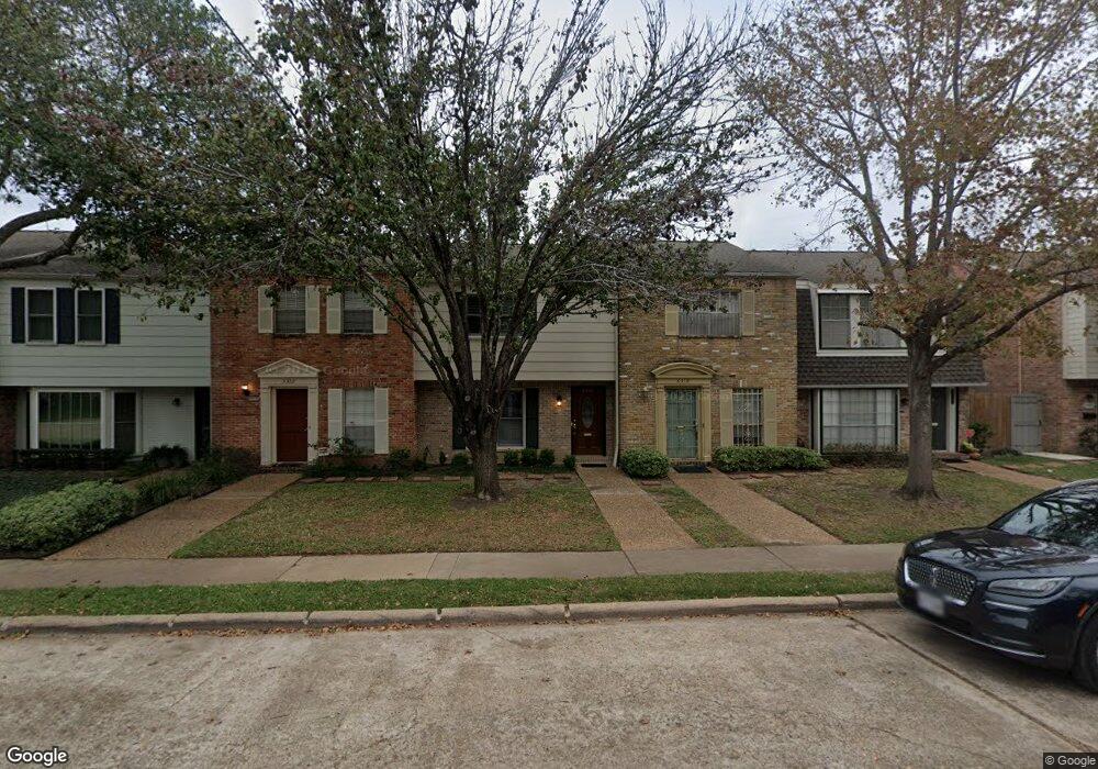 6318 Chevy Chase Dr unit 89, Houston, TX 77057 - photo 1