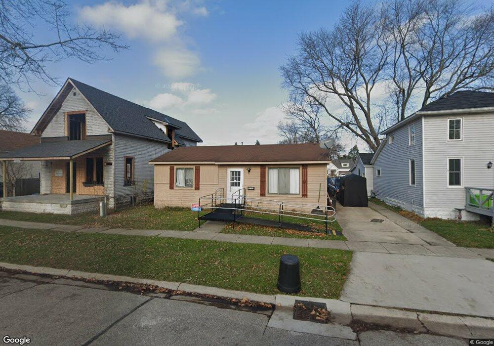 1211 Myrtle St, Port Huron, MI 48060 - photo 1