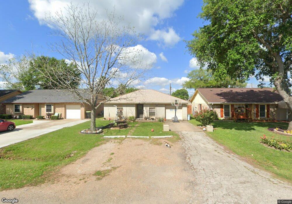 2906 Avenue E, Bay City, TX 77414 - photo 1