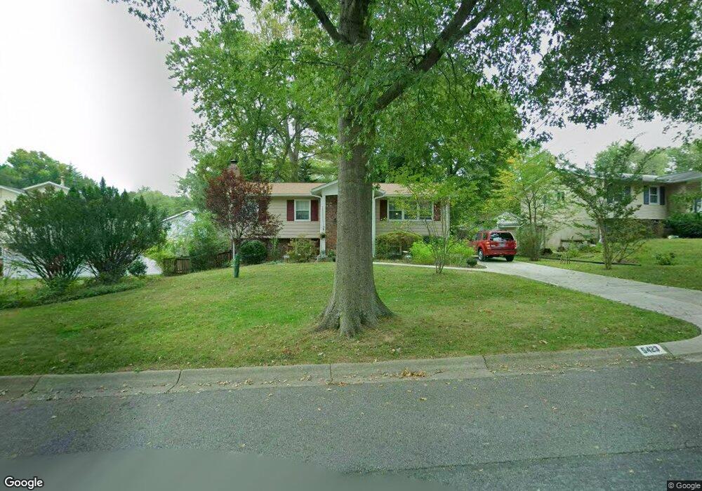 5423 Amberwood Ln, Rockville, MD 20853 - photo 1