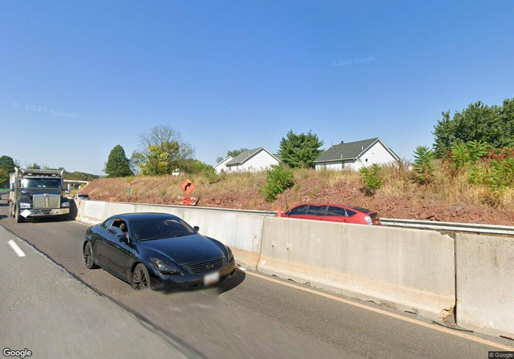 72 Commons Dr, Pottstown, PA 19464 - photo 1