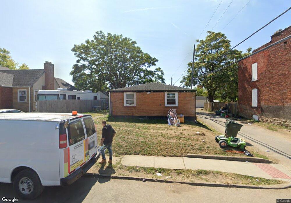 457-461 E Morrill Ave, Columbus, OH 43207 - photo 1