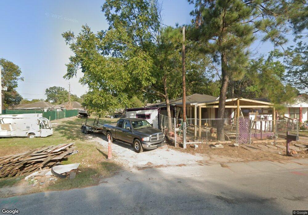 8714 De Priest St, Houston, TX 77088 - photo 1