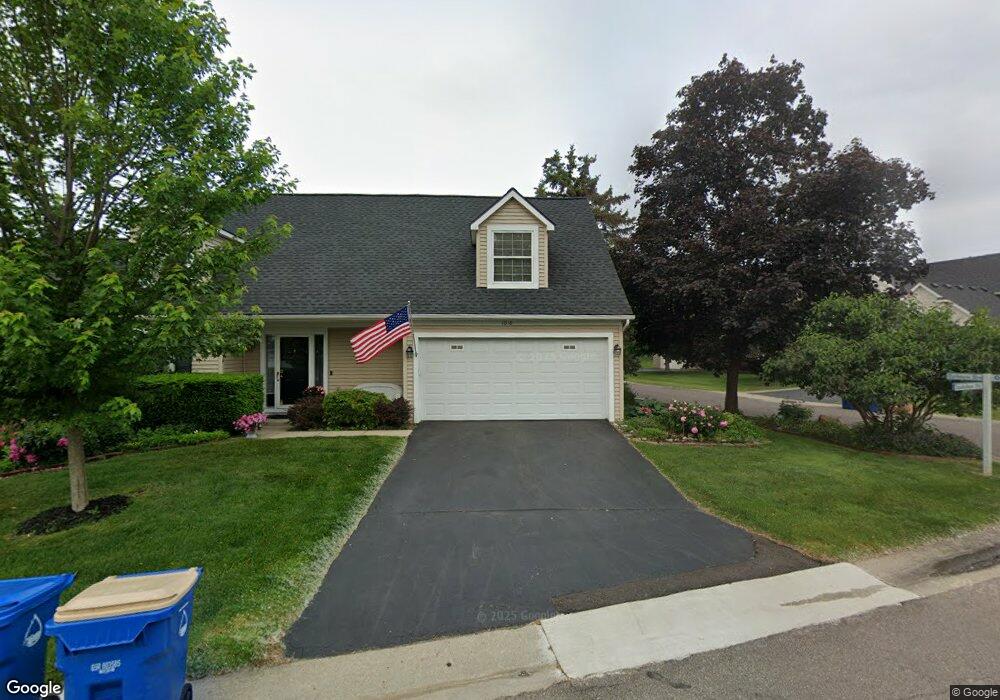 1016 Audubon Dr, Waterford, MI 48328 - photo 1