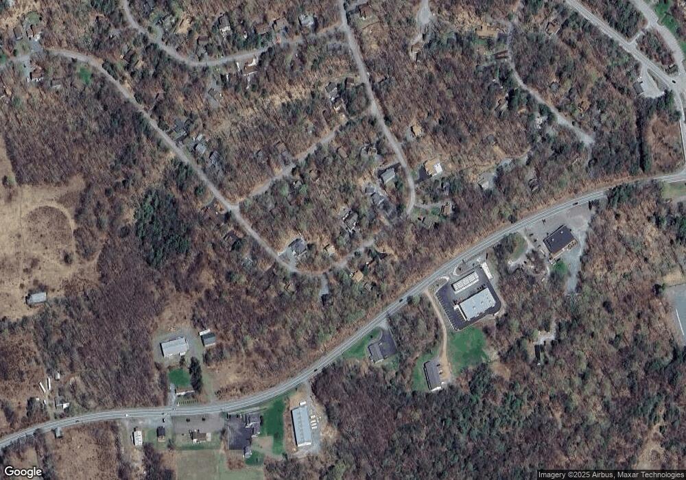 74 Parkwood Dr, Hamlin, PA 18427 - photo 1