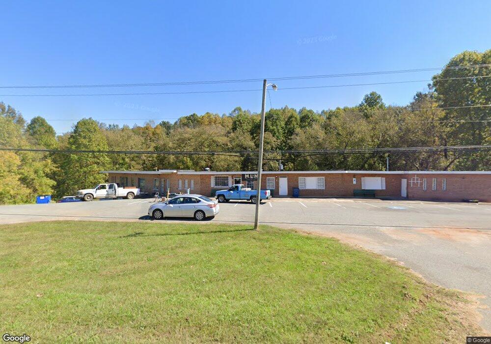 2327 Shelton Ave, Statesville, NC 28677 - photo 1