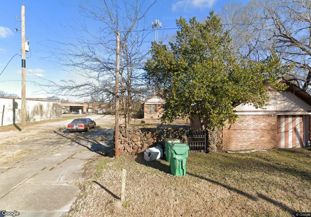 1319 Phenie St, Texarkana, TX 75501 - photo 1