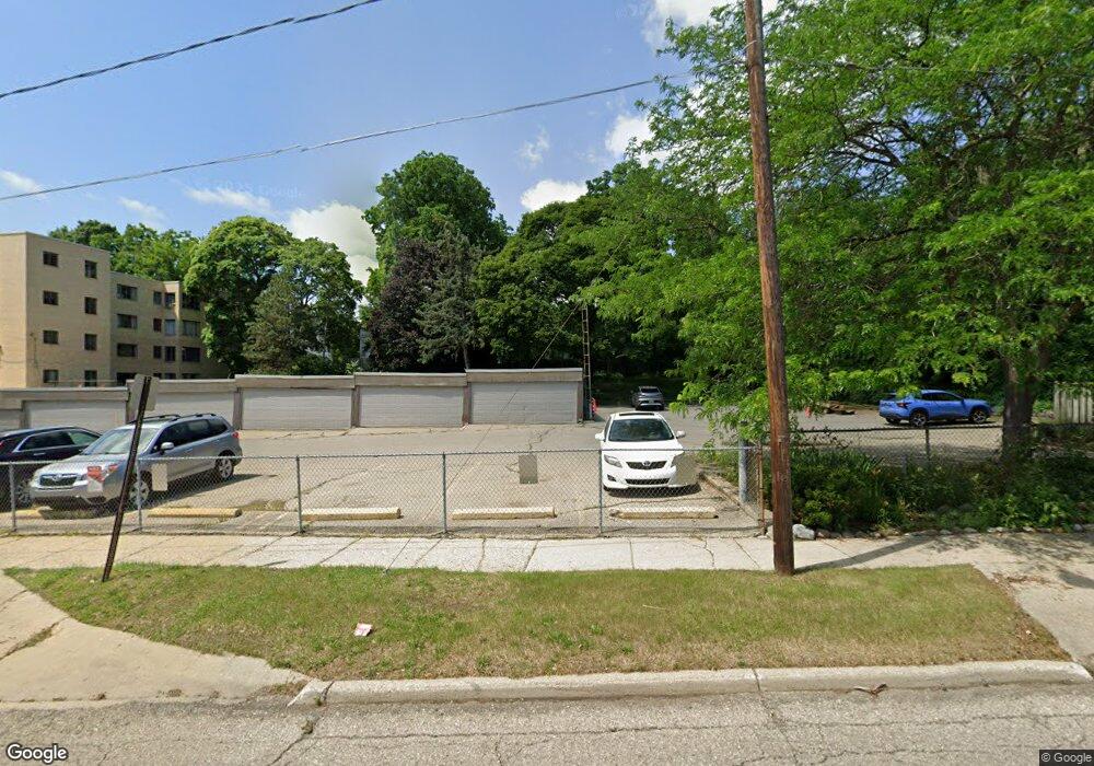 915 E Court St #98 St unit 98, Flint, MI 48503 - photo 1