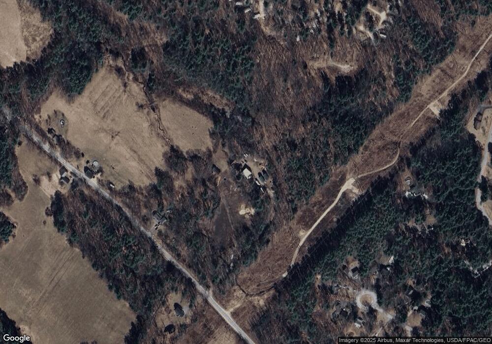 456 2nd Crown Point Rd, Strafford, NH 03884 - photo 1