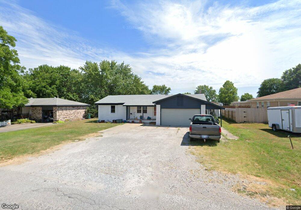 705 W 5th St, Skiatook, OK 74070 - photo 1