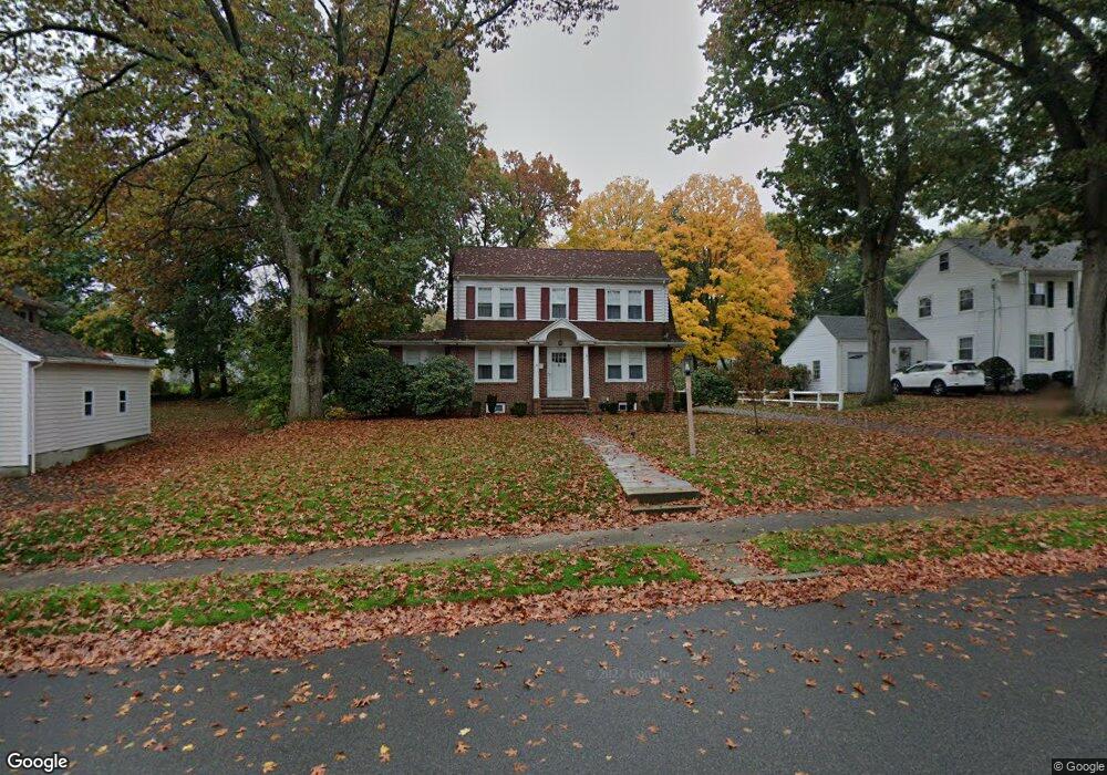 42 Eustis Ave, Wakefield, MA 01880 - photo 1